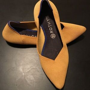 Rothy's Point (Marigold)